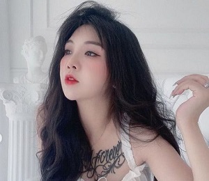 Phương Minh thân hình quyến rũ nhún lắc mạnh bạo cùng bạn trai khoái lạc tột độ